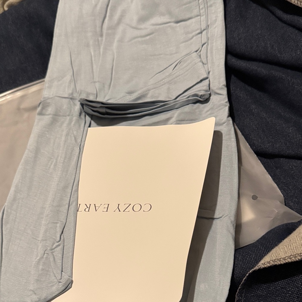 Cozy Earth Women's Light Blue Track Pants & Joggers - Picture 3 of 5